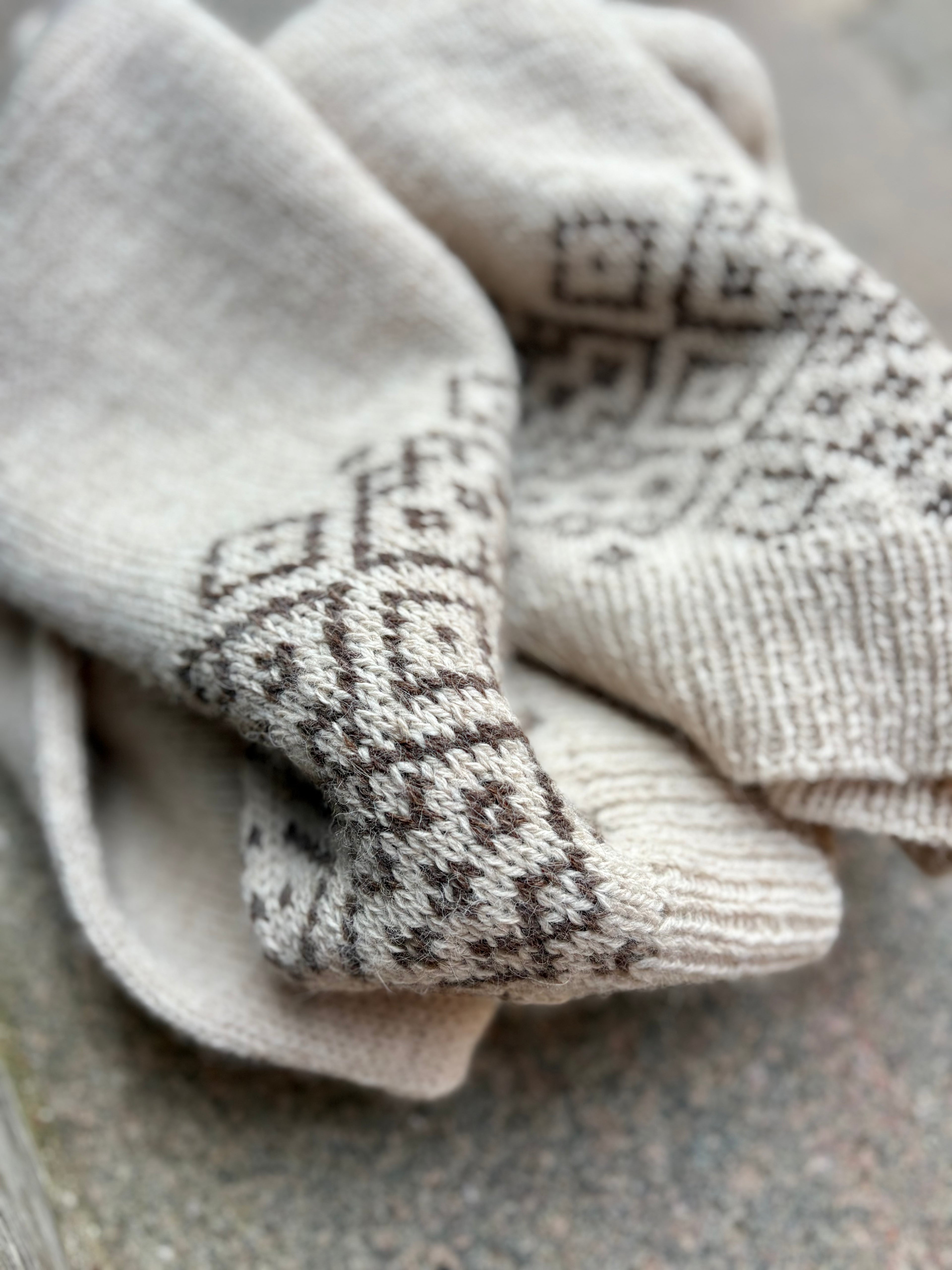 Northern Sweater (English)