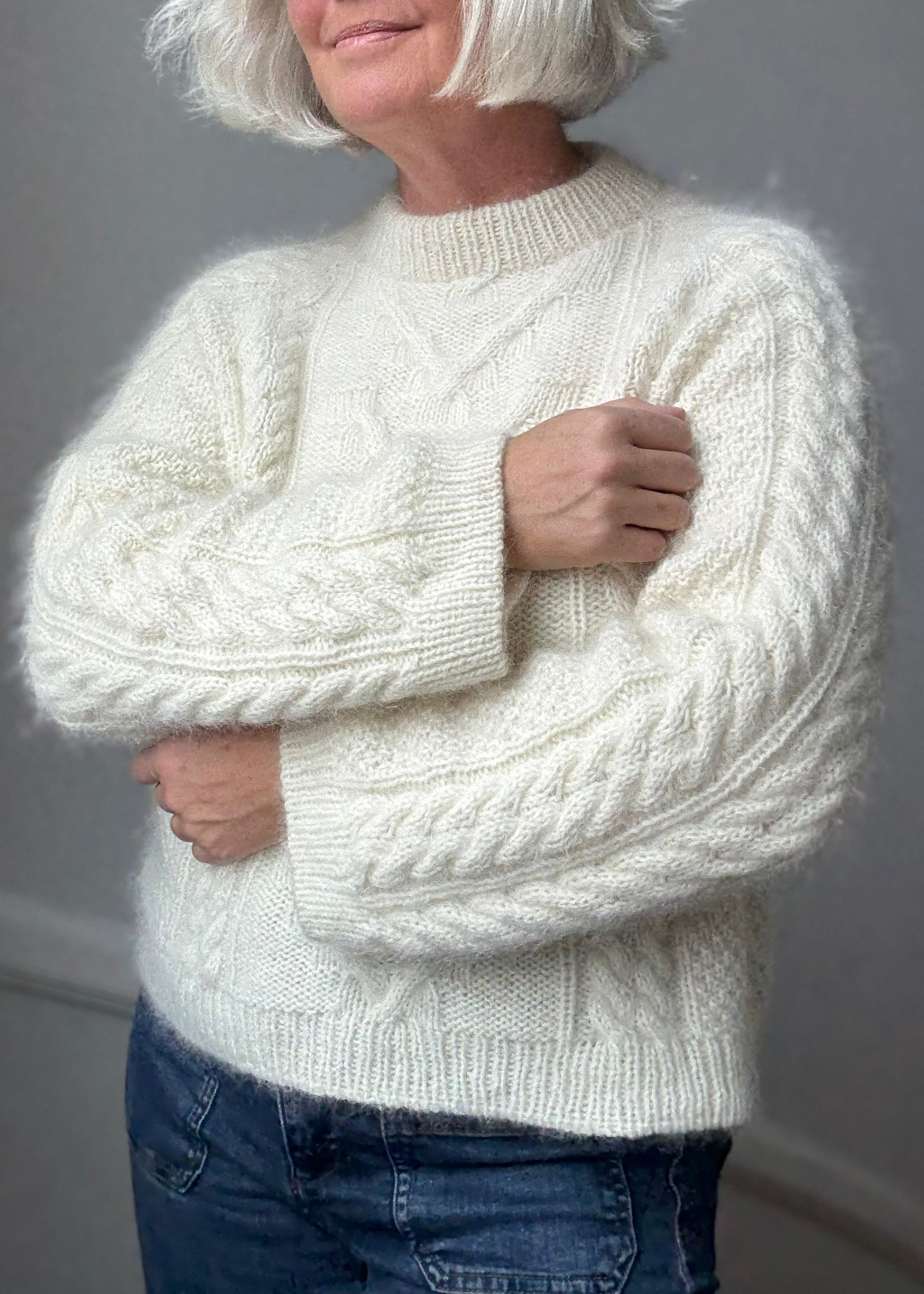 Cable Joy Sweater (Deutsch)