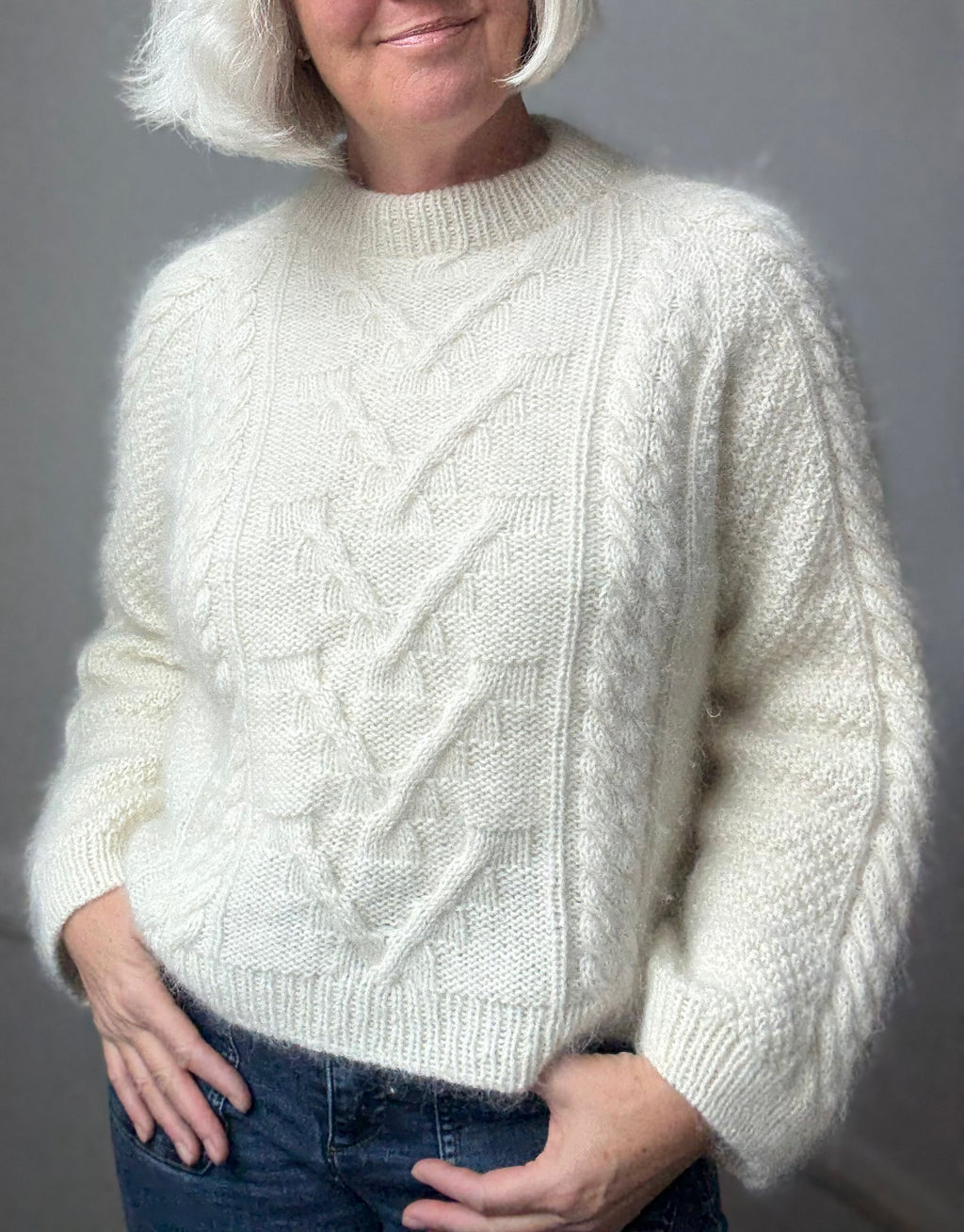 Cable Joy Sweater (English)